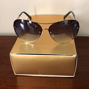 Tahari TH651 gold black aviator sunglasses never worn 100% UV protection